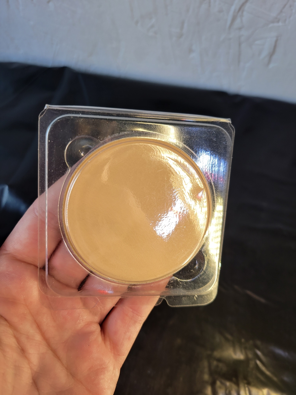 Lancôme Dual Finish Ecru II Pressed Face Powder Shade Ecru II S0412300 18R40V